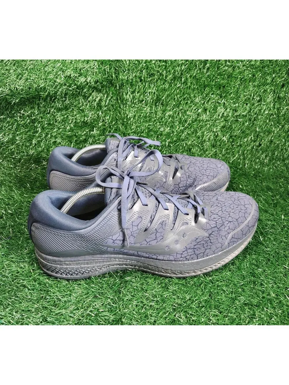 Saucony Hurricane ISO 5 Running Shoes Size 15 Mens Sneakers Training Gym Shoes